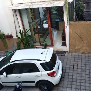 ** Guest house D'pande Kuta Indonesia