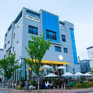 2* 게스트하우스 레인부츠
